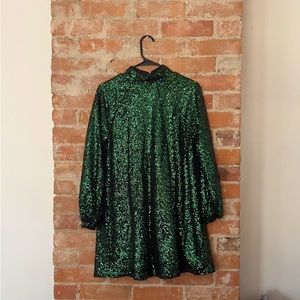 emerald green mini dress *statement piece*